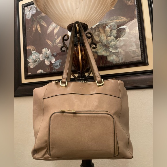 Tutilo please check all picture of condition - Picture 4 of 17